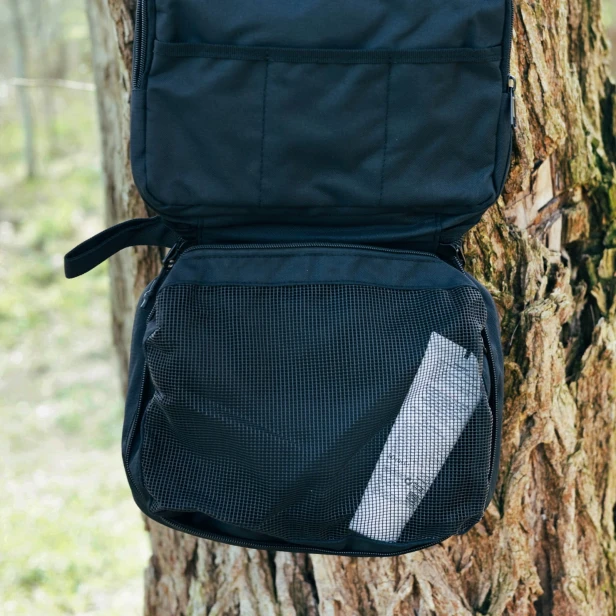 b18f7e9d2f64b24836a453dcf63ae9da