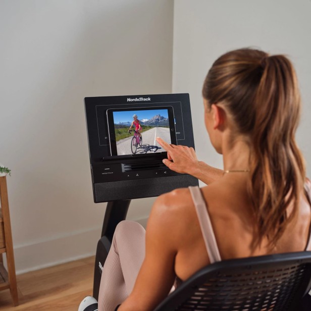 8b69e5280ba87cbba66aab0deb616e6e