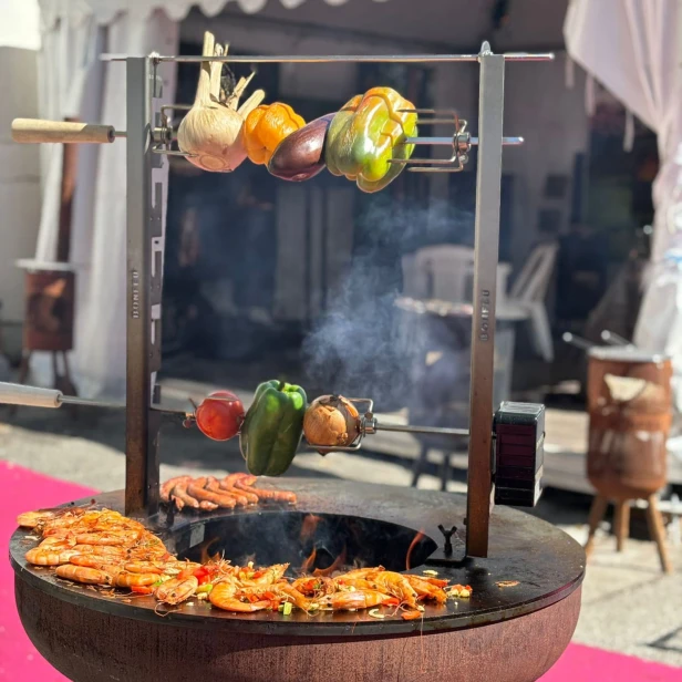 c39ca3b8041ea16015f884c5c8b0b736