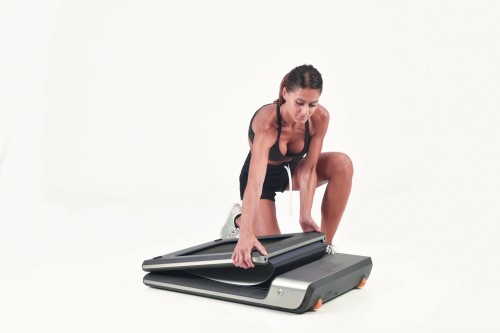 bieznia-skladana-walkingpad-ultra-plaska-display-mirage-toorx-fitness-wp-g- (17).jpg