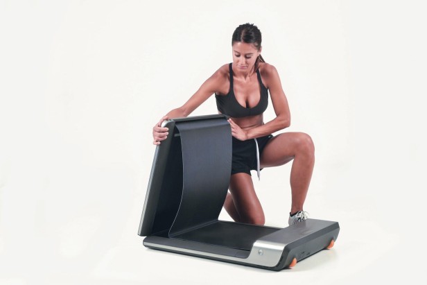 bieznia-skladana-walkingpad-ultra-plaska-display-mirage-toorx-fitness-wp-g- (16).jpg