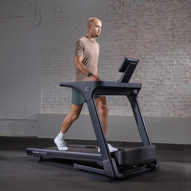 bieznia-treningowa-t4s-tft-z-wyswietlaczem-dotykowym-10-inspire-fitness-by-centr (4).jpg