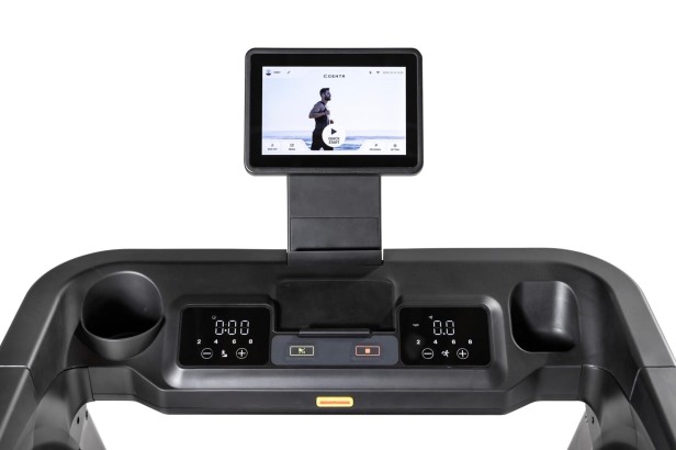 bieznia-treningowa-t4s-tft-z-wyswietlaczem-dotykowym-10-inspire-fitness-by-centr (2).jpg
