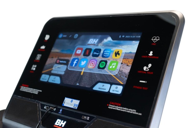 bieznia-treningowa-rs1200-tft-16-ac-g6512tft-bh-fitness (6).jpg