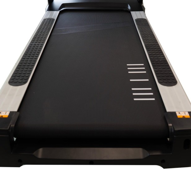 bieznia-treningowa-rs2000-led-ac-g6514-bh-fitness (1).jpg