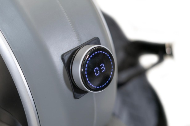 wioslarz-treningowy-magnetyczny-i-thames-r311-ftms-bh-fitness (3).jpg