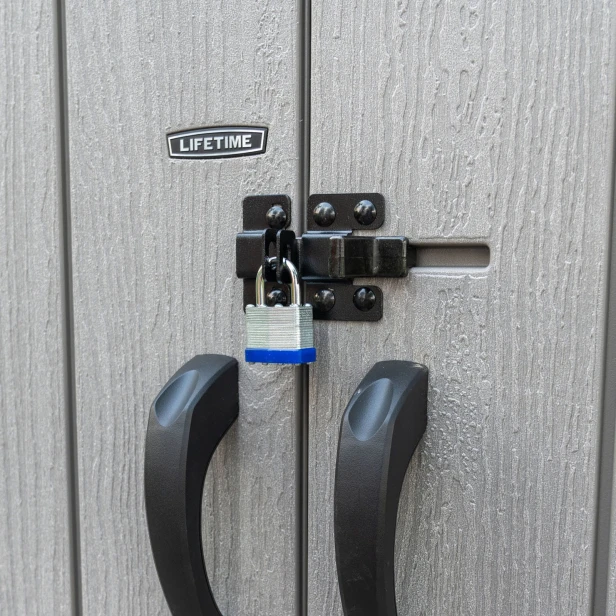 b80e22ded835ab2cafe9a2f333109193